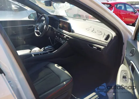2020 Hyundai Sonata Sel Plus z USA, uszkodzony, nr VIN 5NPEJ4J22LH048570
